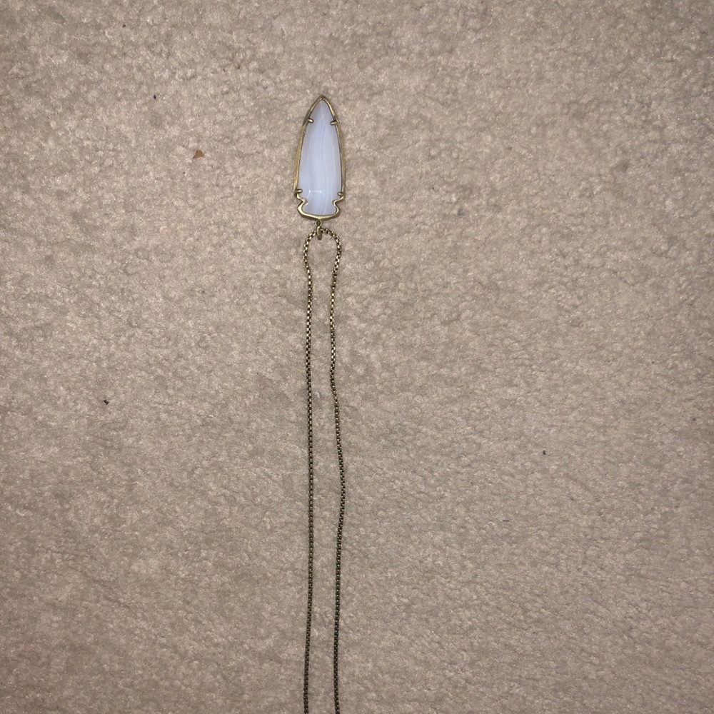 Kendra Scott arrow necklace